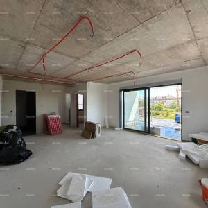 Prodaja stana/penthouse u novogradnji sa velikom terasom, Štinjan!