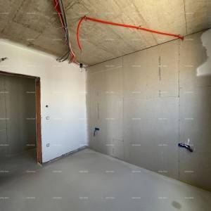 Prodaja stana/penthouse u novogradnji sa velikom terasom, Štinjan!