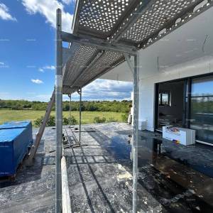 Prodaja stana/penthouse u novogradnji sa velikom terasom, Štinjan!