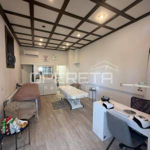 Prodaja, Ulični lokal, Prečko, Slavka Batušića, 28m2