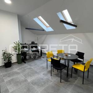 Prodaja, Ured, Zabok, Ulica Ksavera Šandora Gjalskog , 215m2