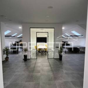 Prodaja, Ured, Zabok, Ulica Ksavera Šandora Gjalskog , 215m2