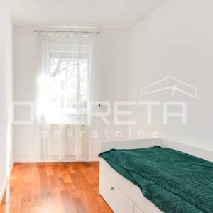 PRODAJA, ZAGREB, REMETE, ČRET, STAN, 4SOBAN, 85,67m2 - OBITELJSKI STAN u blizini