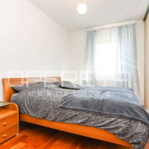 PRODAJA, ZAGREB, REMETE, ČRET, STAN, 4SOBAN, 85,67m2 - OBITELJSKI STAN u blizini