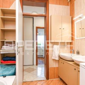 PRODAJA, ZAGREB, REMETE, ČRET, STAN, 4SOBAN, 85,67m2 - OBITELJSKI STAN u blizini