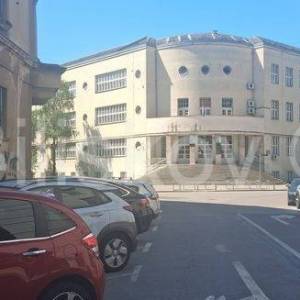 Prodaja,Donji grad,dvosoban stan42m2 u suterenu