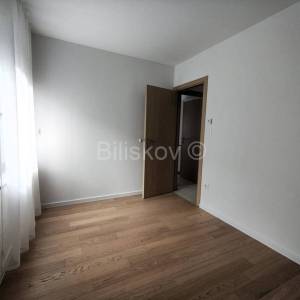 Prodaja,Klara,trosoban stan 76,35m na drugom  katu, terasa, parking