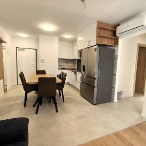 Prodaja,Klara,trosoban stan 76,35m na drugom  katu, terasa, parking