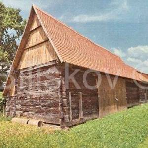 Prodaja,Popovača,tradicijsko imanje s drvenom kućom 183m2, pom.objekti