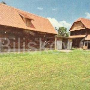 Prodaja,Popovača,tradicijska drvena kuća 183m2 + pomoćni objekti