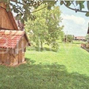 Prodaja,Popovača,tradicijska drvena kuća 183m2 + pomoćni objekti