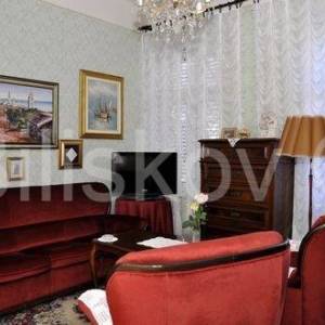 Prodaja,Rab,Autohtona kamena kuća u nizu površine 500m2,prilika