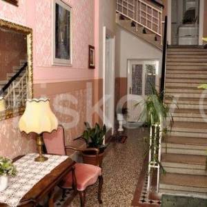 Prodaja,Rab,Autohtona kamena kuća u nizu površine 500m2,prilika