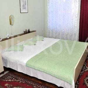 Prodaja,Rab,Autohtona kamena kuća u nizu površine 500m2,prilika