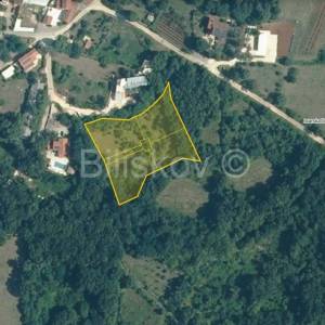 Prodaja,Žminj,građevinsko zemljište 1006m2,za izgradnu kuće