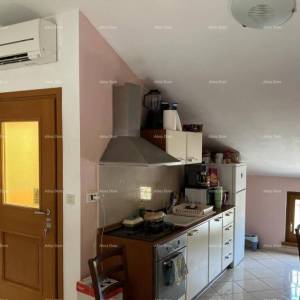 Prodaje se 2-sobni stan, VABRIGA, 68 m2, sa bazenom