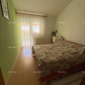 Prodaje se dvojna  kuća u Poreču, 2 km od mora