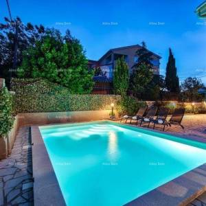 Prodaje se kuća s bazenom i pogledom na more – Ližnjan