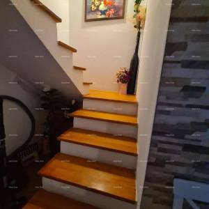 Prodaje se kuća u nizu – Vodnjan centar