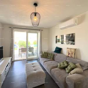 Prodaje se kuća u Novigradu, blizu mora