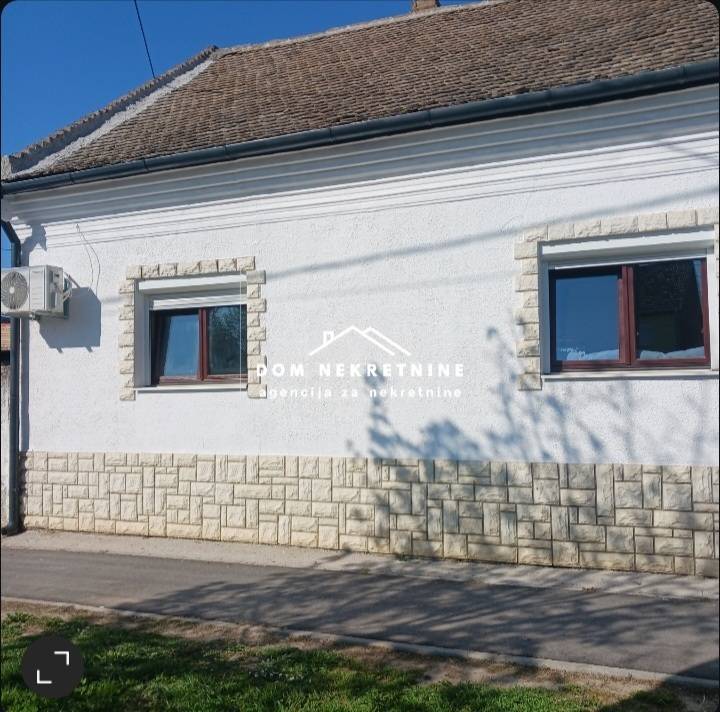 PRODAJE SE KUĆA U SARVAŠU