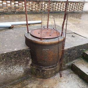 Prodaje se kuća za renovaciju, blizina Tinjana!