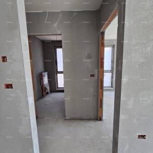 Prodaje se luksuzan stan u Medulinu,  strogi centar mjesta, par minuta lagane šetnje do rive i mora.