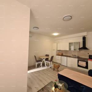 Prodaje se nekretnina s dva apartmana – Pula