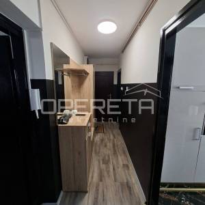 Prodaje se novo uređen i potpuno namješten 2-soban stan