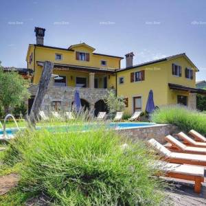 Prodaje se prekrasna vila sa bazenom u blizini Pazina