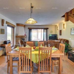 Prodaje se prekrasna vila sa bazenom u blizini Pazina