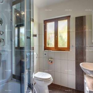 Prodaje se prekrasna vila sa bazenom u blizini Pazina