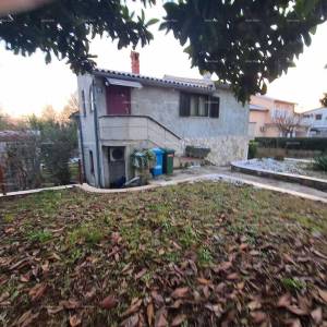 Prodaje se samostojeća kuća – Poreč