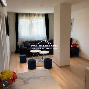 PRODAJE SE TROSOBNI STAN U OSIJEKU