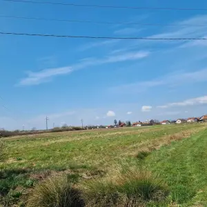 Prodaje se zemljište od 6900 kvadrata