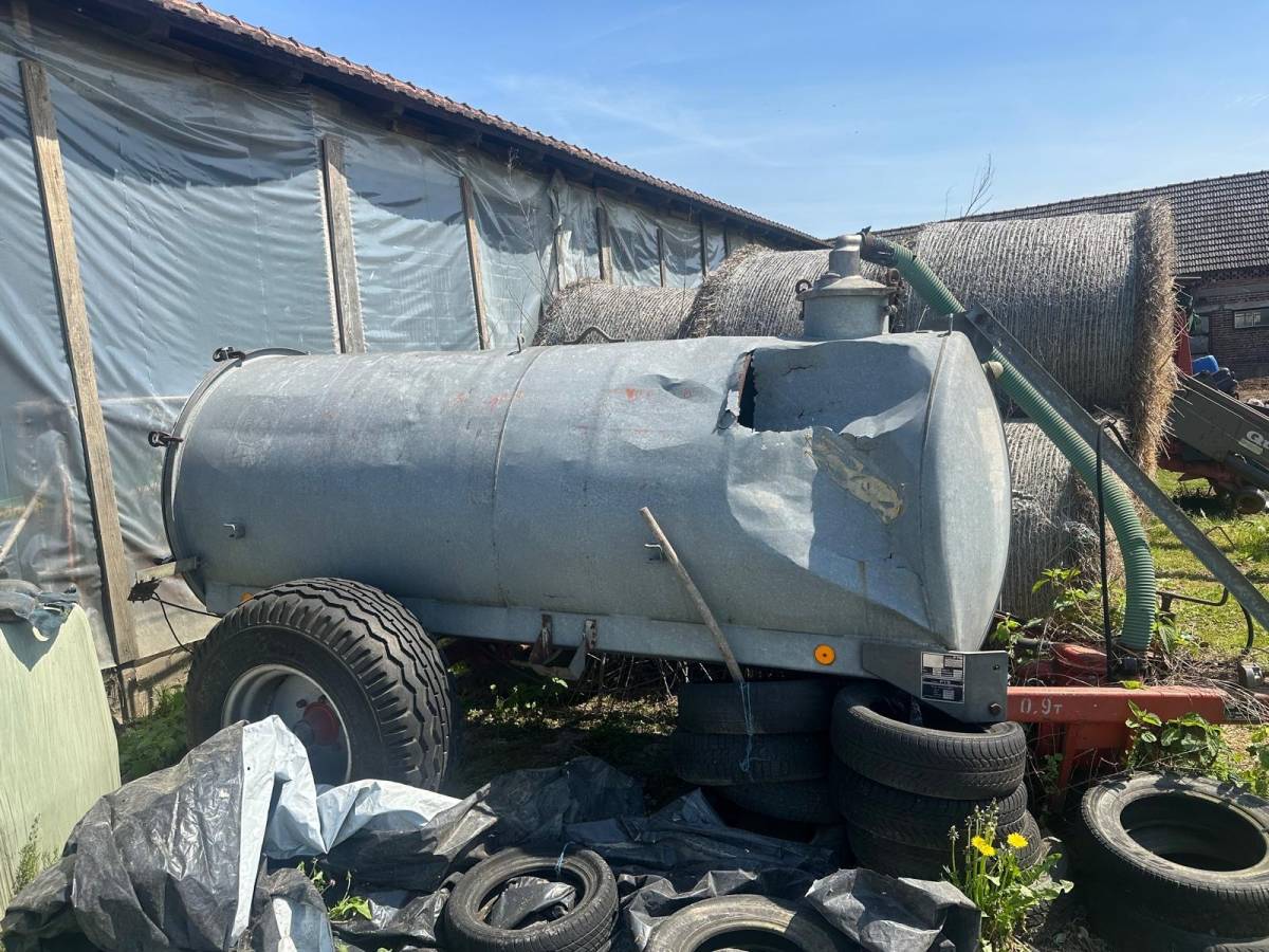 Prodajem cisternu
