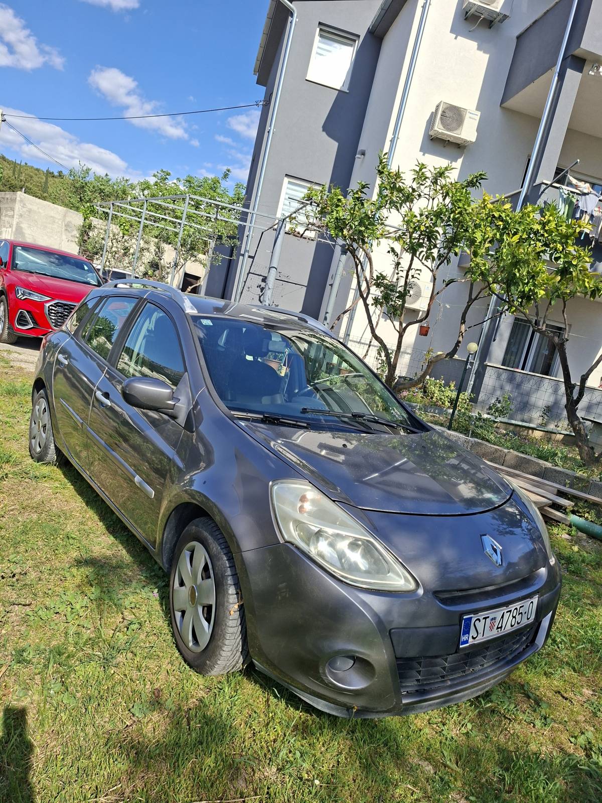 Prodajem renault clio grandetour ,1,5 dci, 2012.g,