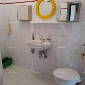 Prodajemo kamenu kuću u centru Brtonigle!