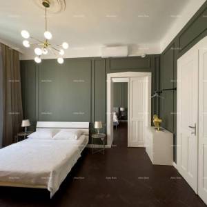 Prodajemo renoviran stan u centru Pule!