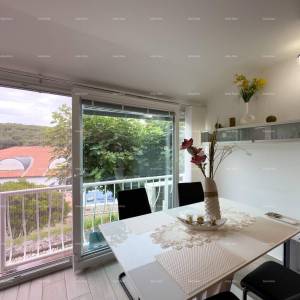 Prodajemo renovirani stan u Dugoj Uvali!