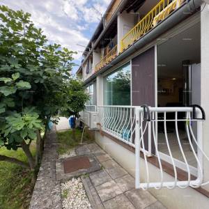 Prodajemo renovirani stan u Dugoj Uvali!