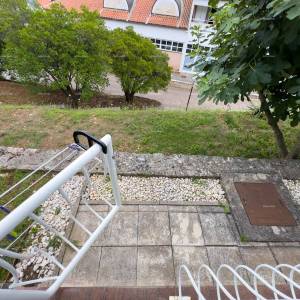 Prodajemo renovirani stan u Dugoj Uvali!