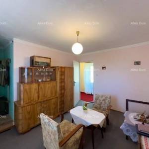 Prodajemo veliku samostojeću kuću sa velikom okućnicom!