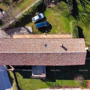 Prodajemo veliku samostojeću kuću sa velikom okućnicom!