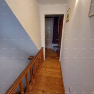 Prostrana kuća u Marčani s tri kata i vrtom-prodaja.