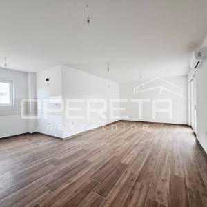 PRVI RED DO MORA – NOVOGRADNJA  – ČIOVO/OKRUG GORNJI