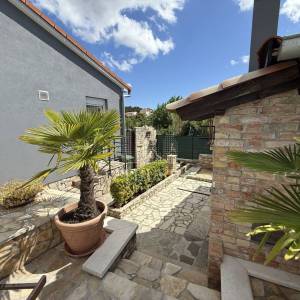 Pula, 2 kuće sa bazenom, 2 km od plaže, 3 km od centra Pule! 