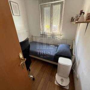 Pula, 2 kuće sa bazenom, 2 km od plaže, 3 km od centra Pule! 