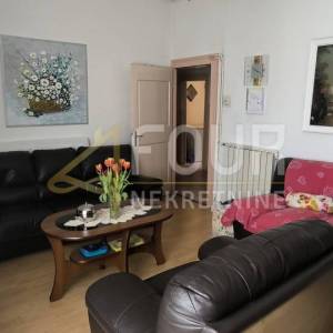 Pula, Centar, 1s+db, balkon, pogled na more