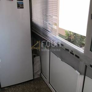 Pula, Centar, 1s+db, balkon, pogled na more